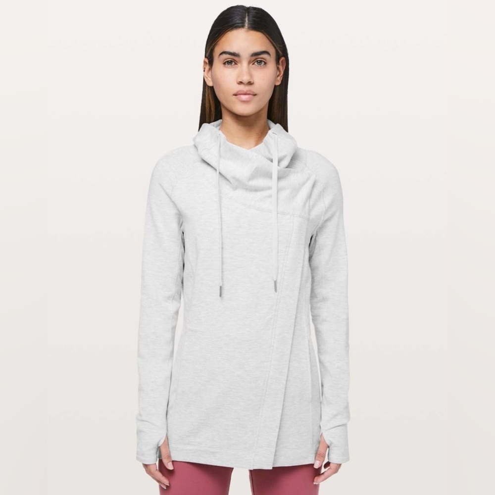 Lululemon Coast Easy Wrap - Heathered Core Ultra Light Grey